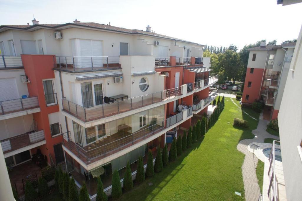 Goldenbeach Deluxe Apartment Siófok Esterno foto